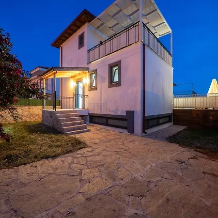 Sevinc Villa *